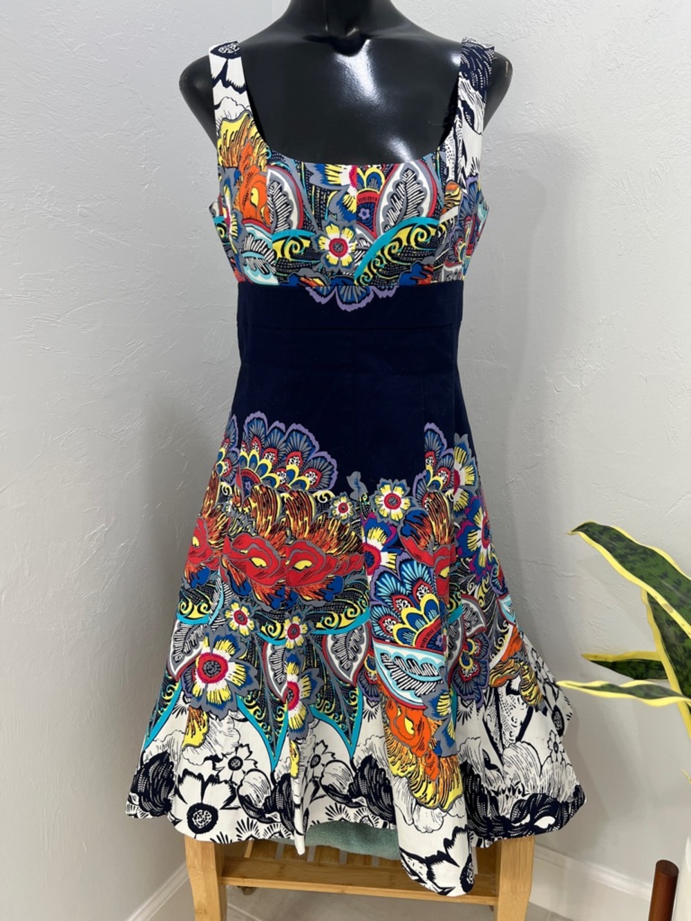 Nine West Navy Floral Midi Dress with Multicolor Print Woman’s size 2